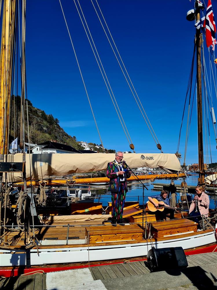 Bilder fra jubileumsfesten - Klikk for stort bilde
