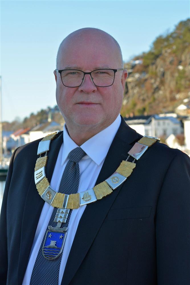 Portrettbilde av ordfører Kai Magne Strat - Klikk for stort bilde